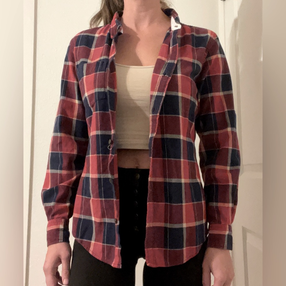 Miami plaid long sleeve. Button down flannel. Size M.